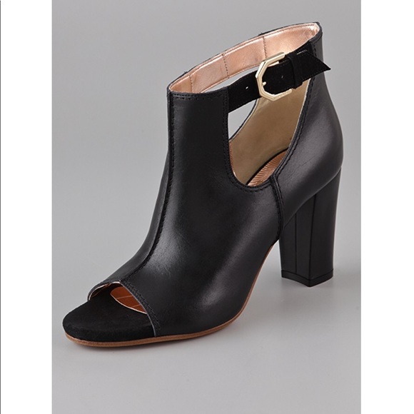 Viktor and Rolf Open Toe Leather Booties - Picture 5 of 5